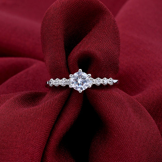 Classic Solitare 925 Silver Ring