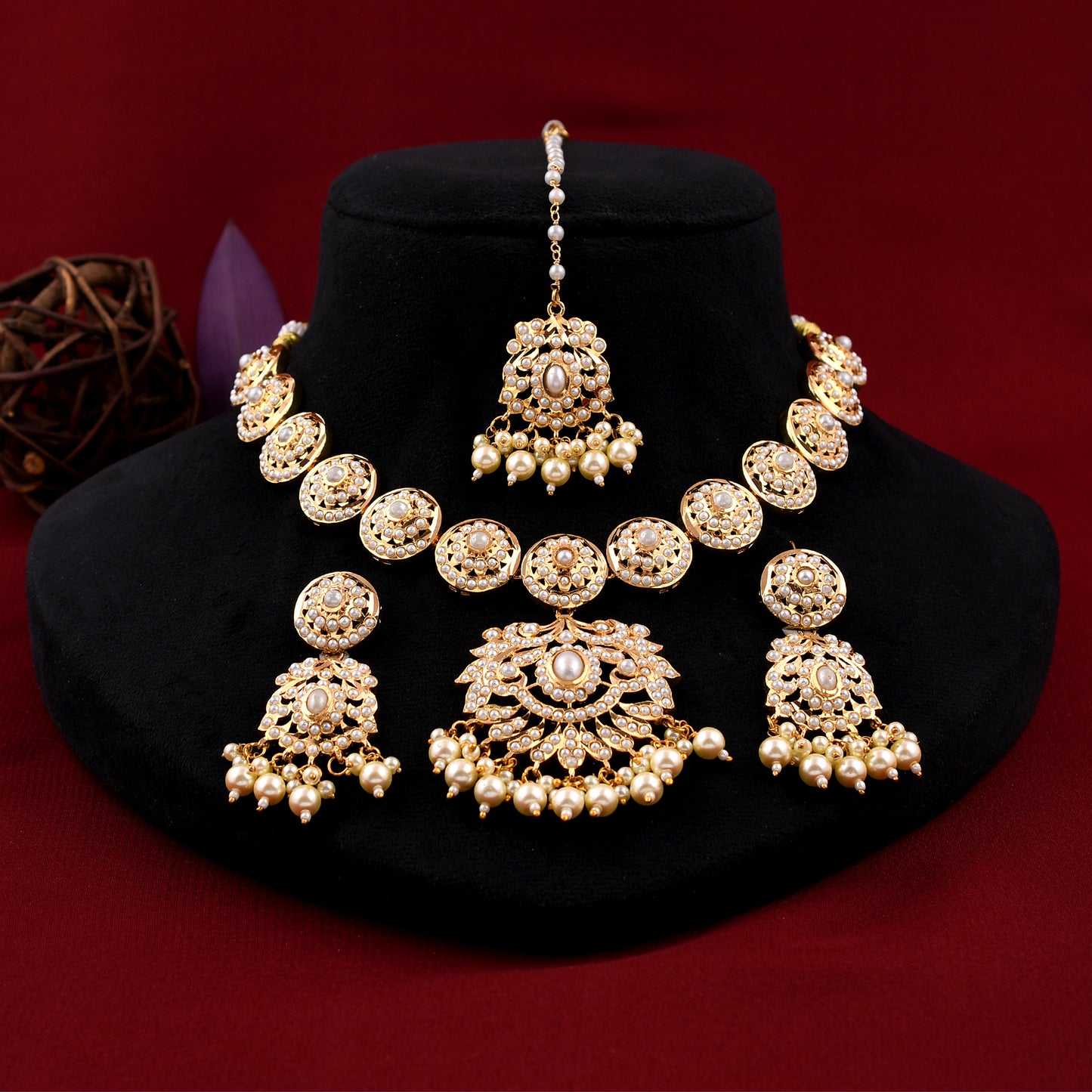 Royal Pearl Jadaau Necklace Set
