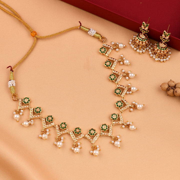 Unique Pearl Jadaau Necklace Set