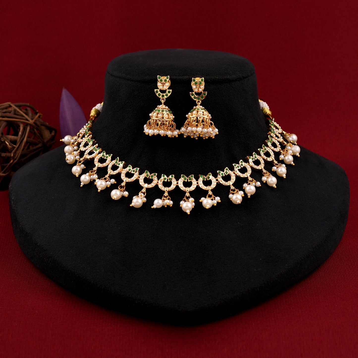 Traditional Jadaau Necklace Set