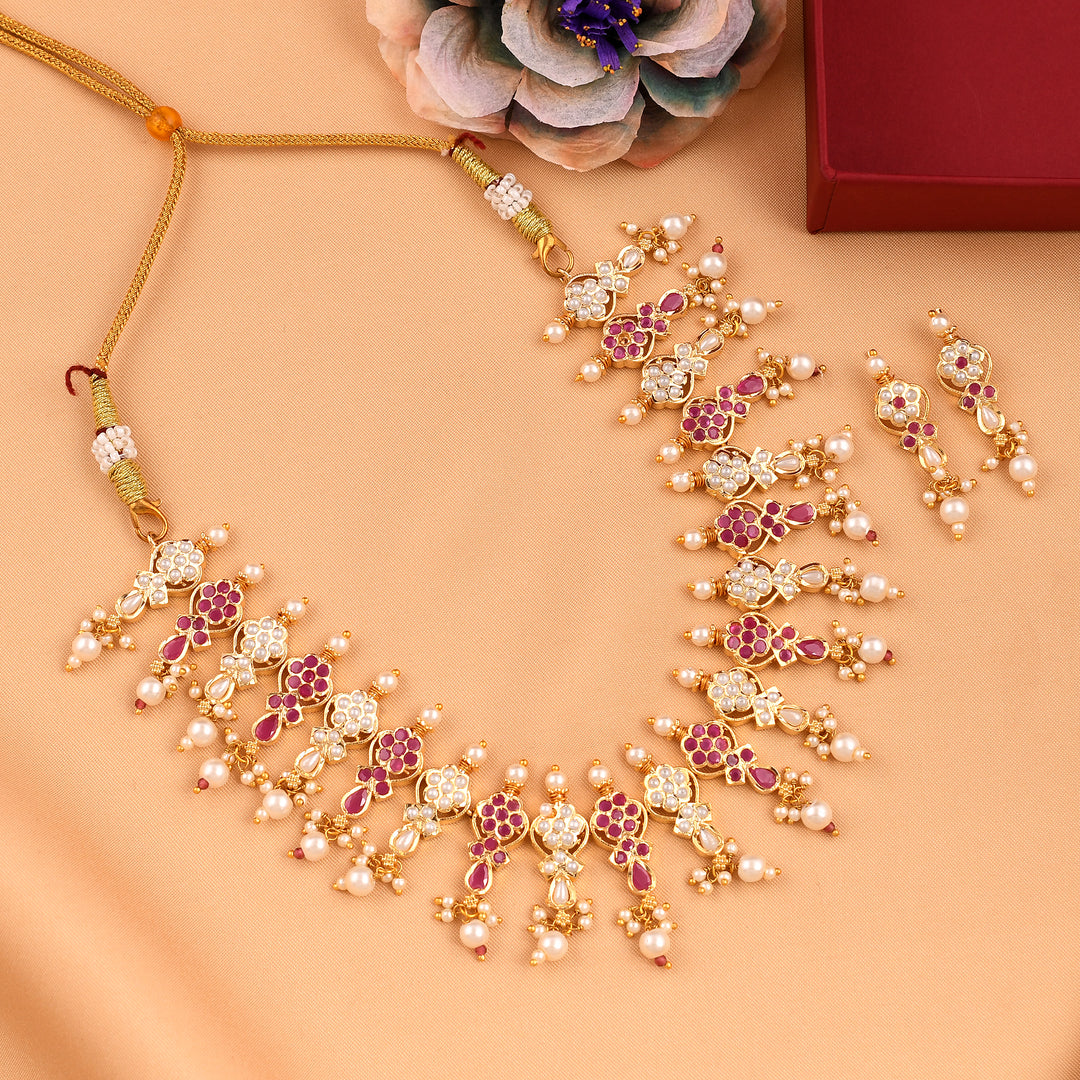 Classic Jadaau Necklace Set