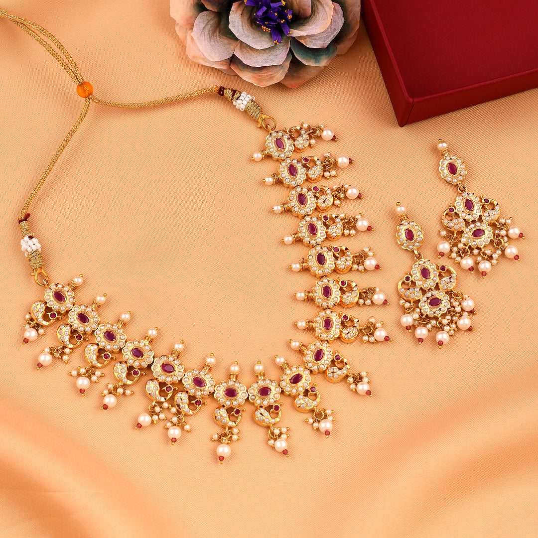 Elegant Gold Plated Jadaau Necklace Set