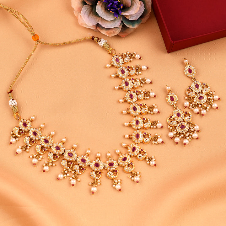 Elegant Gold Plated Jadaau Necklace Set