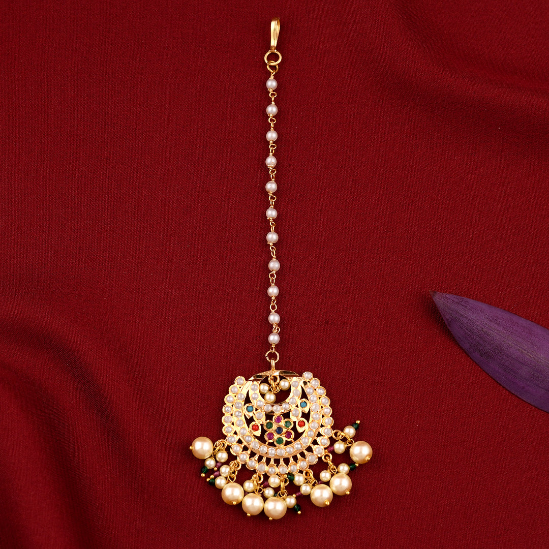 Delicate Jadaau Necklace Set