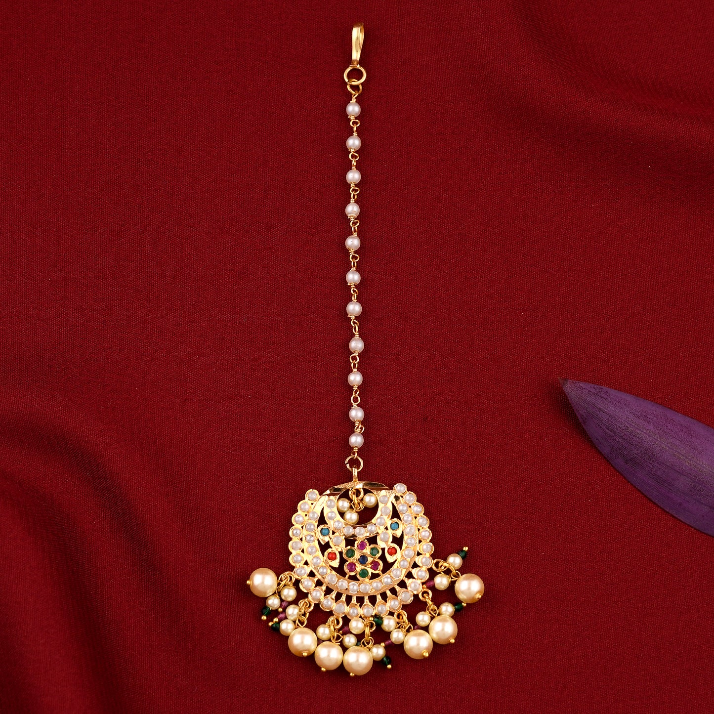 Delicate Jadaau Necklace Set