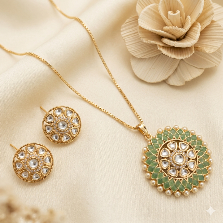Exclusive Kundan Polki Pendant Set