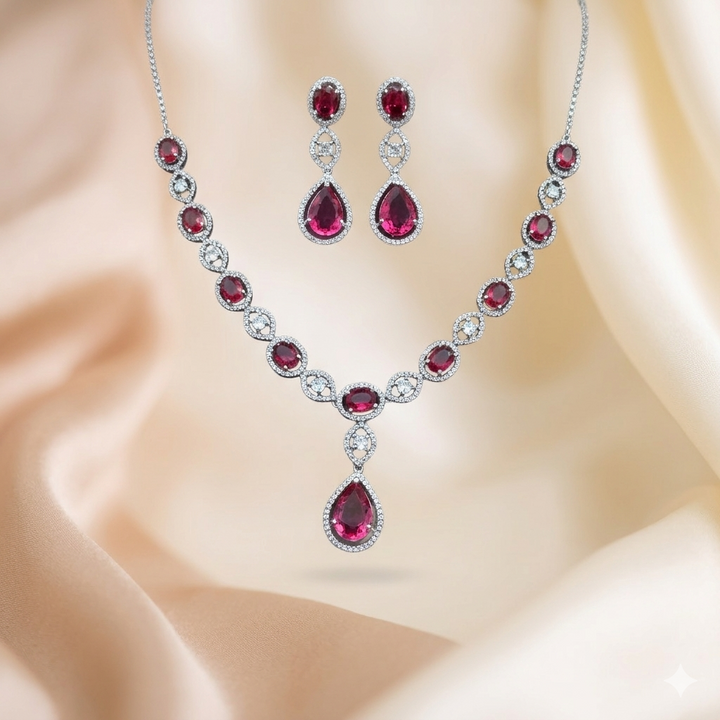 Unique Diamond Necklace Set