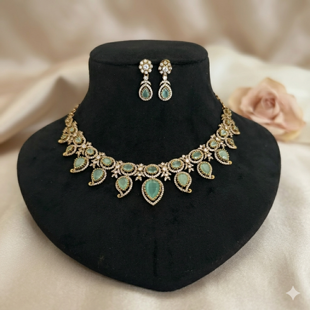 Flower Design Zircon Necklace Set