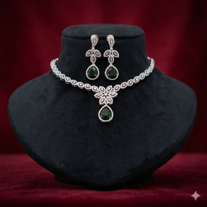 Flower Design Zircon Necklace Set