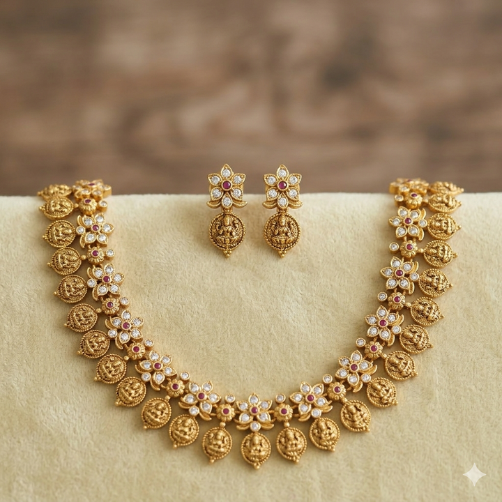 Laxmi Antique Necklace Set
