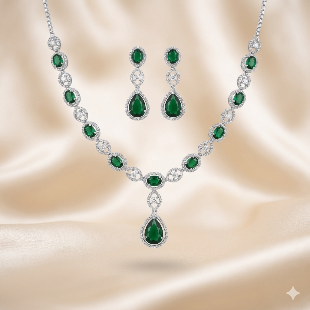 Unique Diamond Necklace Set