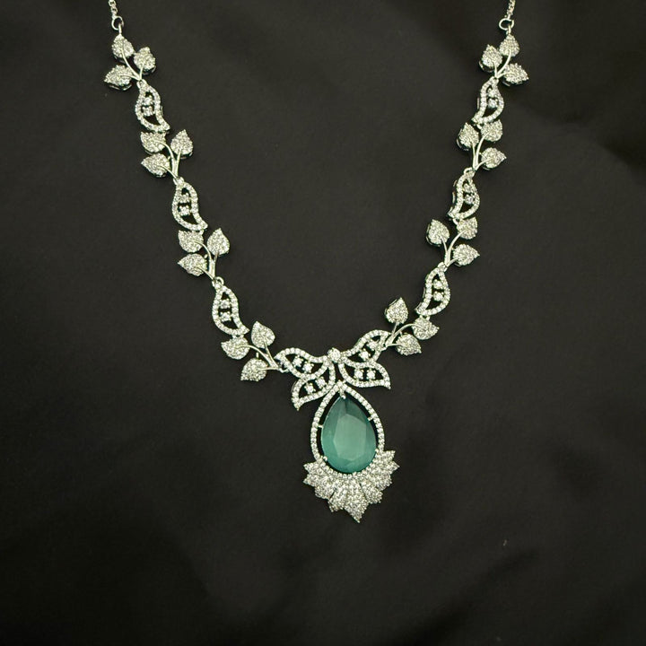 Elegant silver Plated Necklace Set