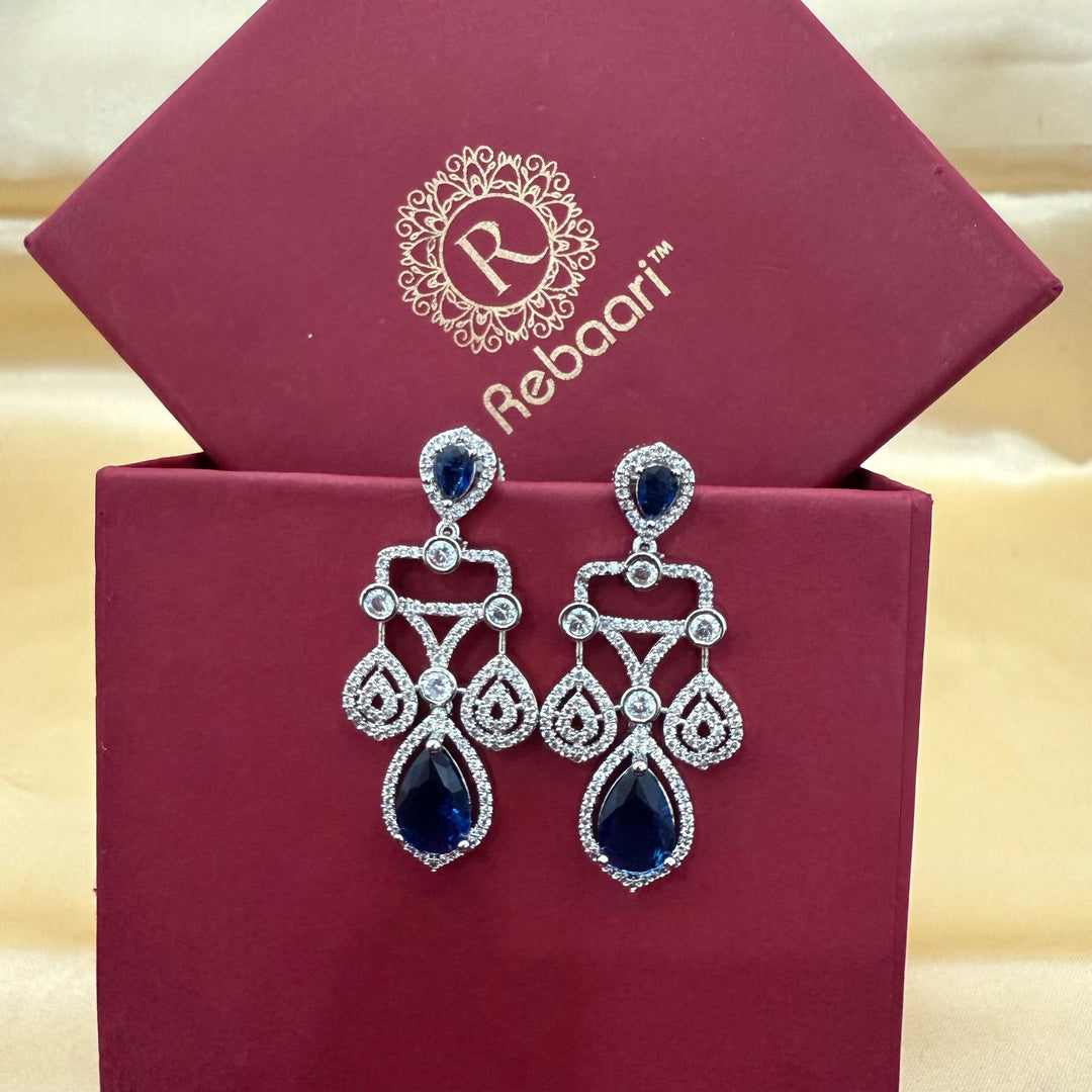 Emerald Pear Shape Necklace Set