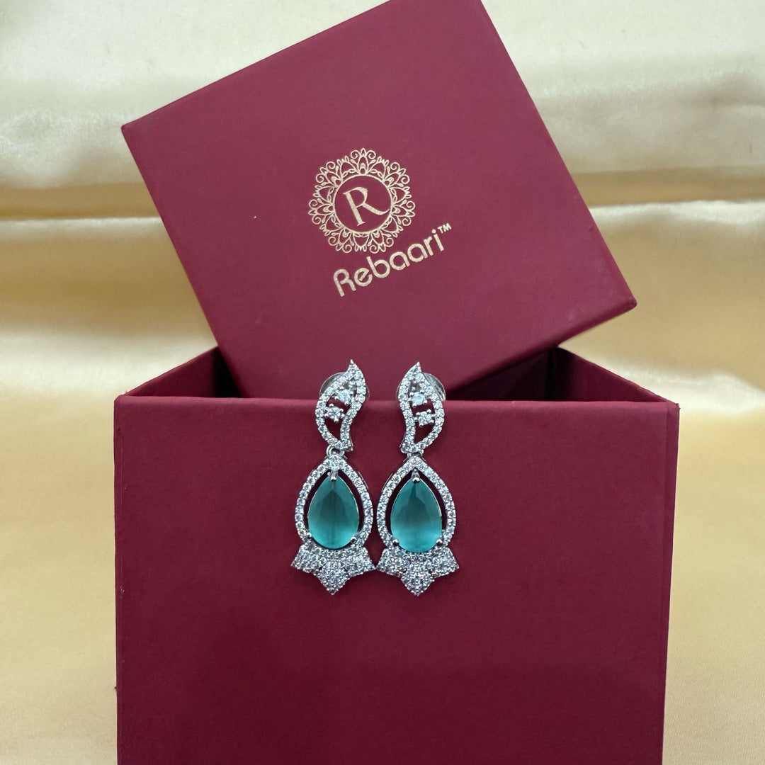 Elegant silver Plated Necklace Set