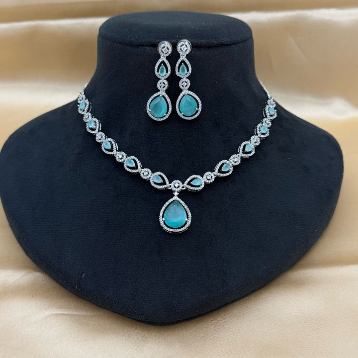 Beautiful Zircon Necklace Set