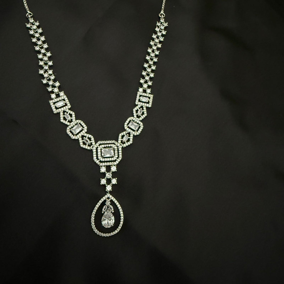 Graceful Zircon Necklace Set