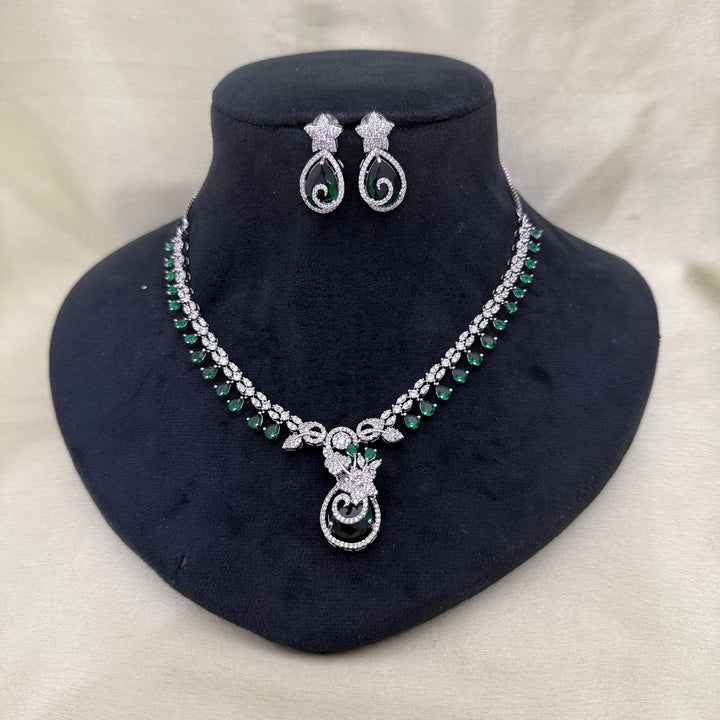 Exclusive Zircon Necklace Set