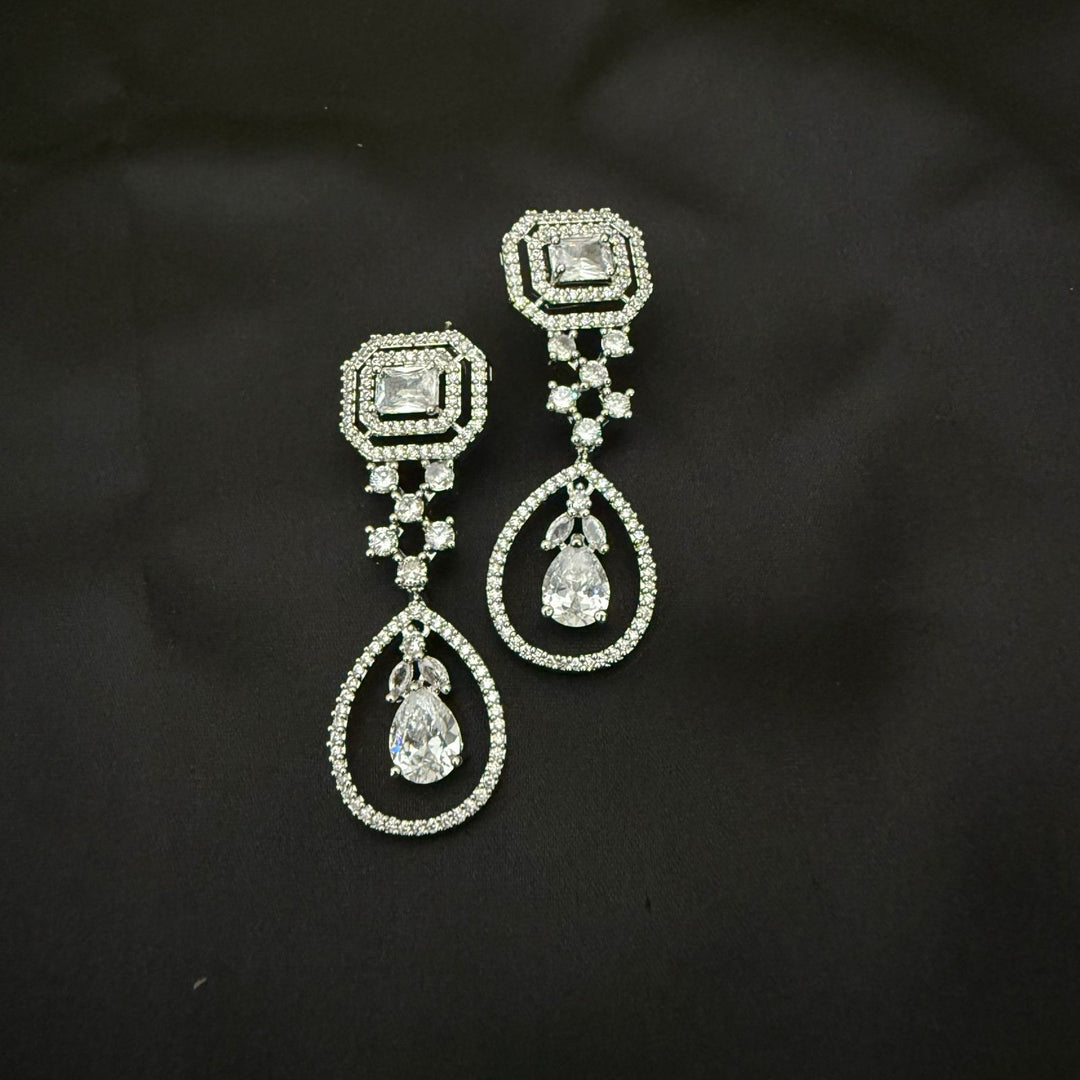 Graceful Zircon Necklace Set