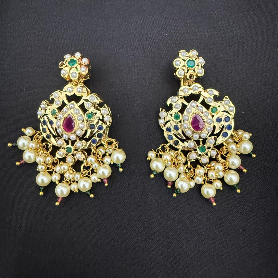 Jadau Danglers in Gold Finish Earring