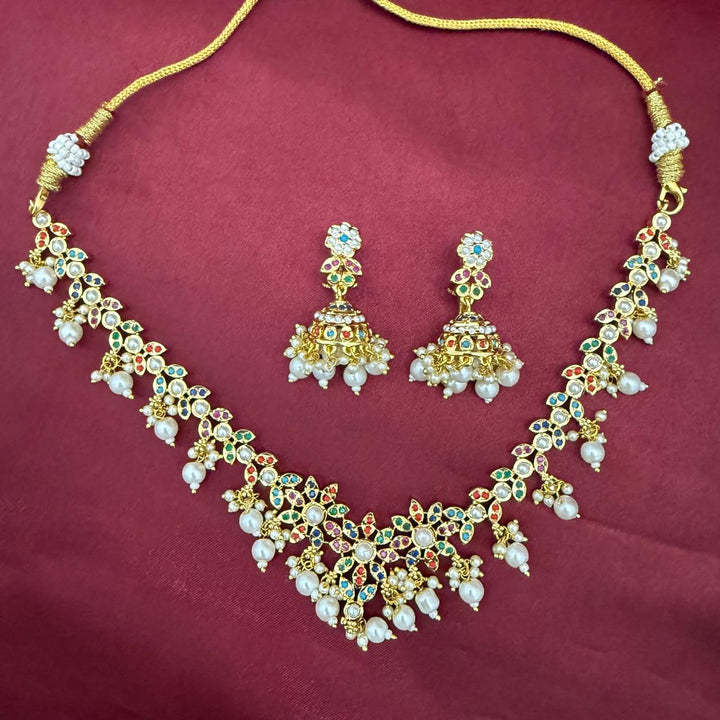 Beautiful Jadau Necklace Set