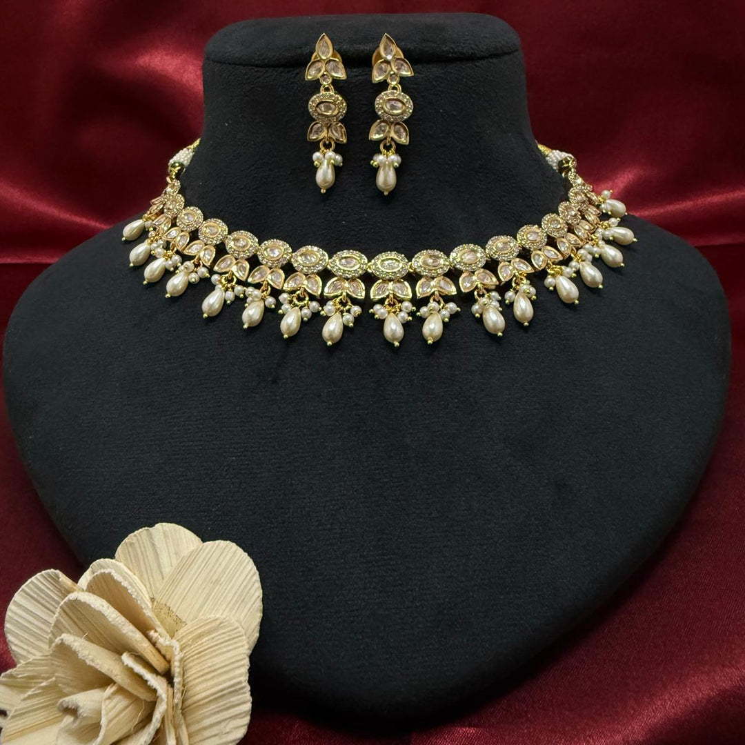 Royal Kundan Necklace Set