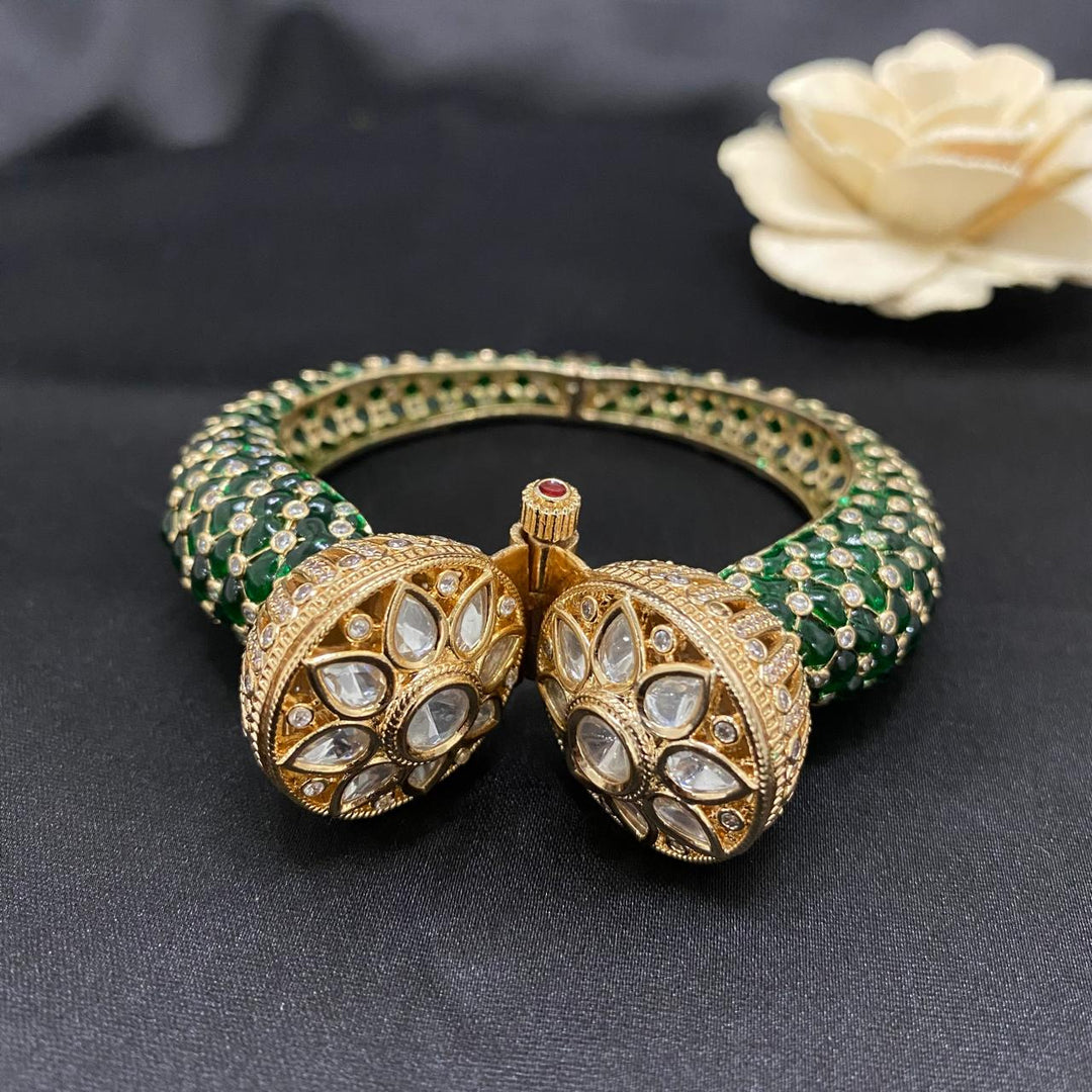 Exclusive Kundan Bracelet