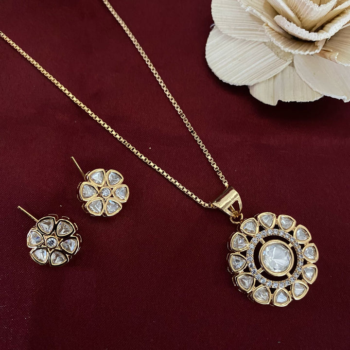 Kundan Polki Pendant Set