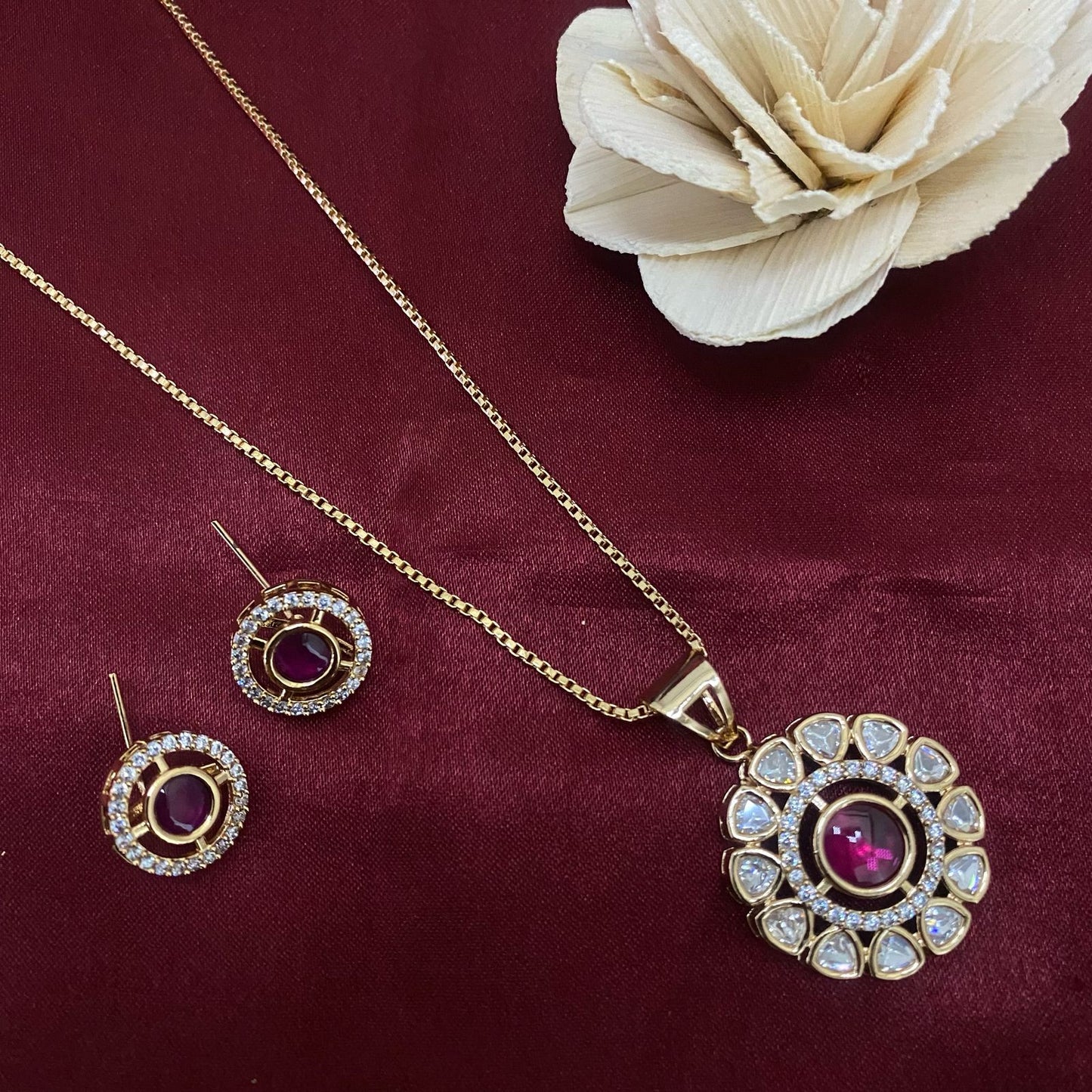 Premium Quality Kundan Polki Pendant Set