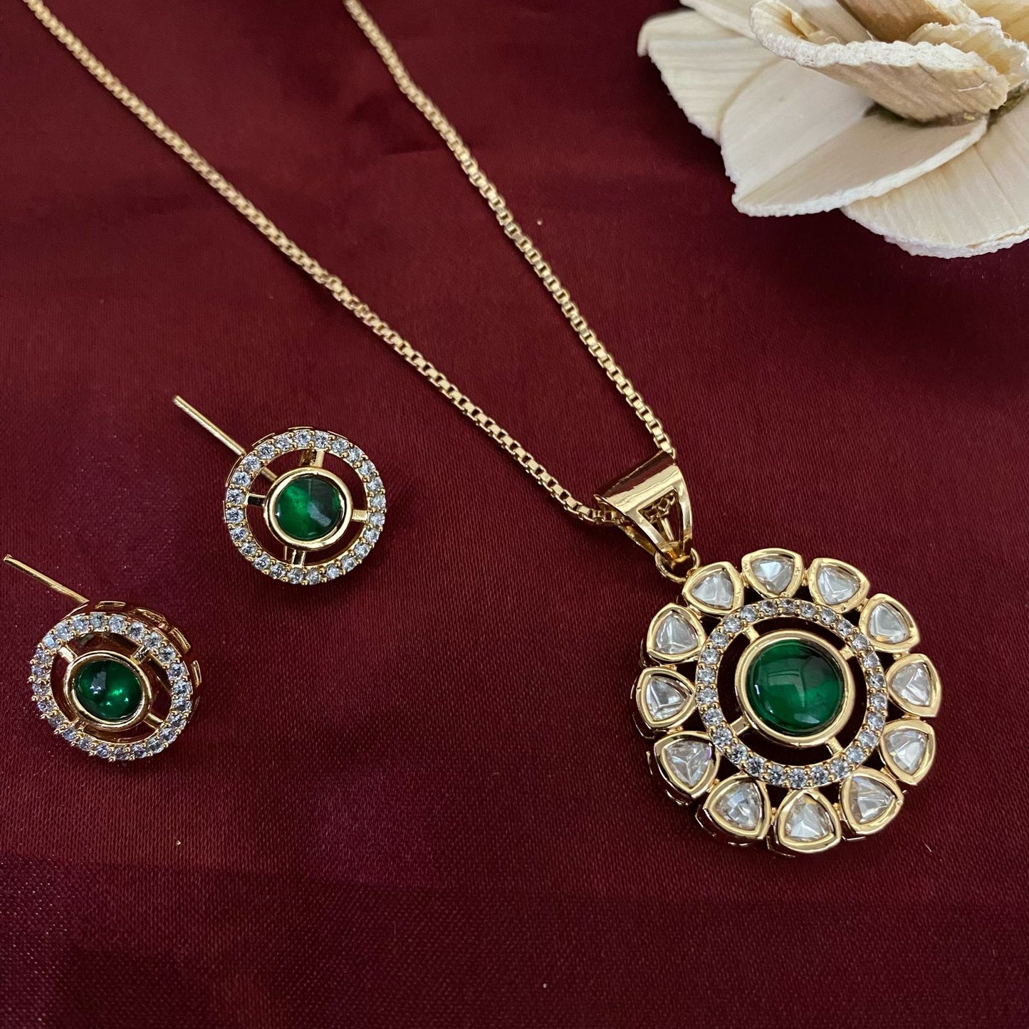 Premium Quality Kundan Polki Pendant Set