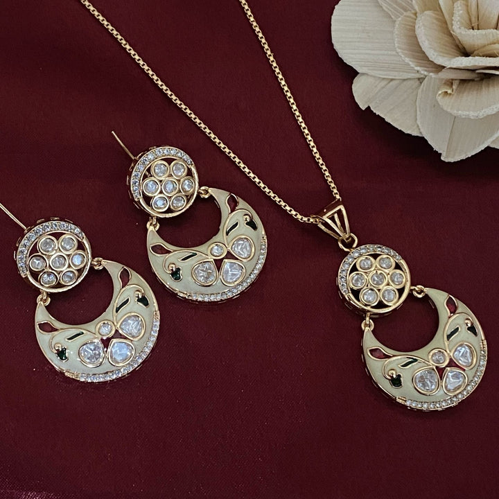 Meenakari Pendant Set