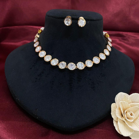 Elegant Single Line Kundan Necklace Set