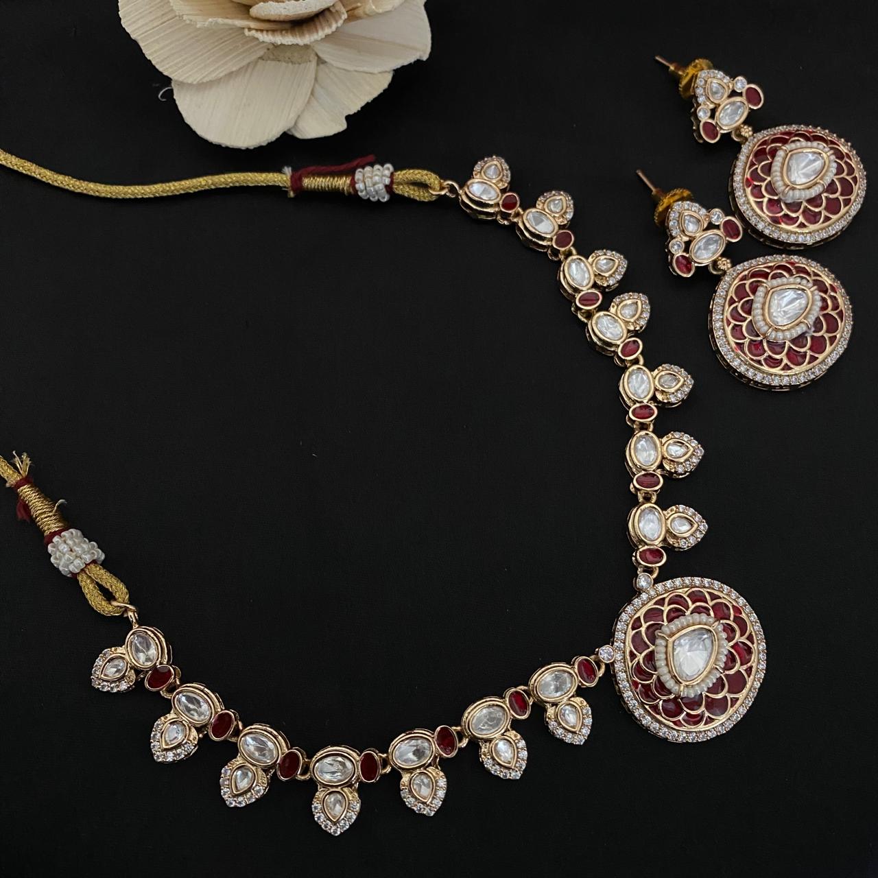Classy Kundan Necklace Set