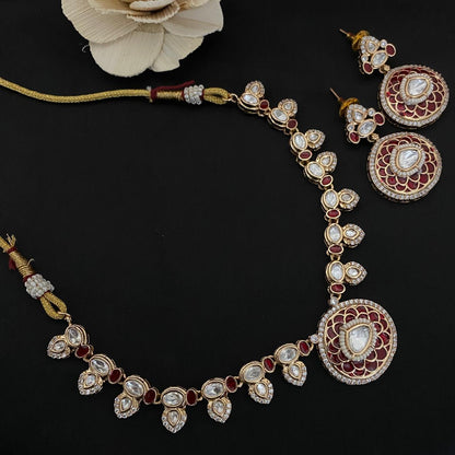 Classy Kundan Necklace Set