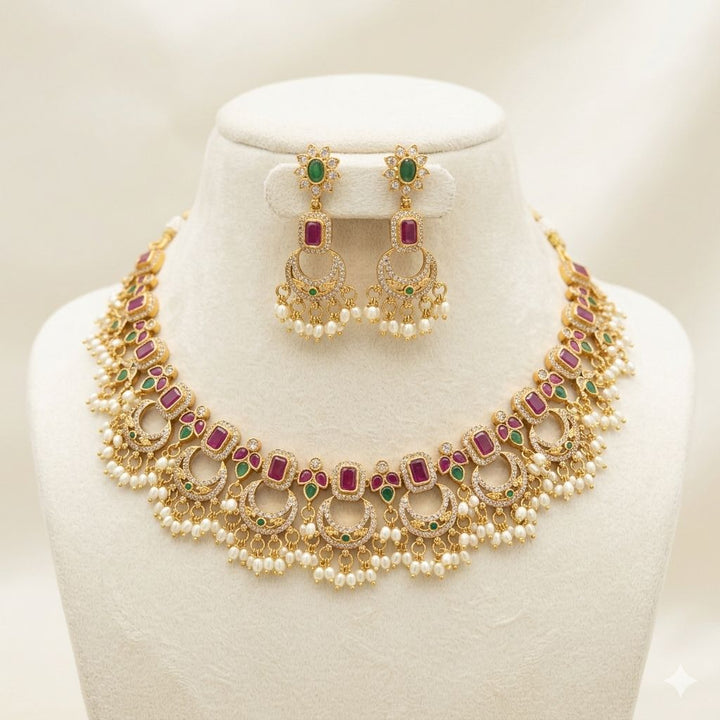 Royal Design Necklace Set