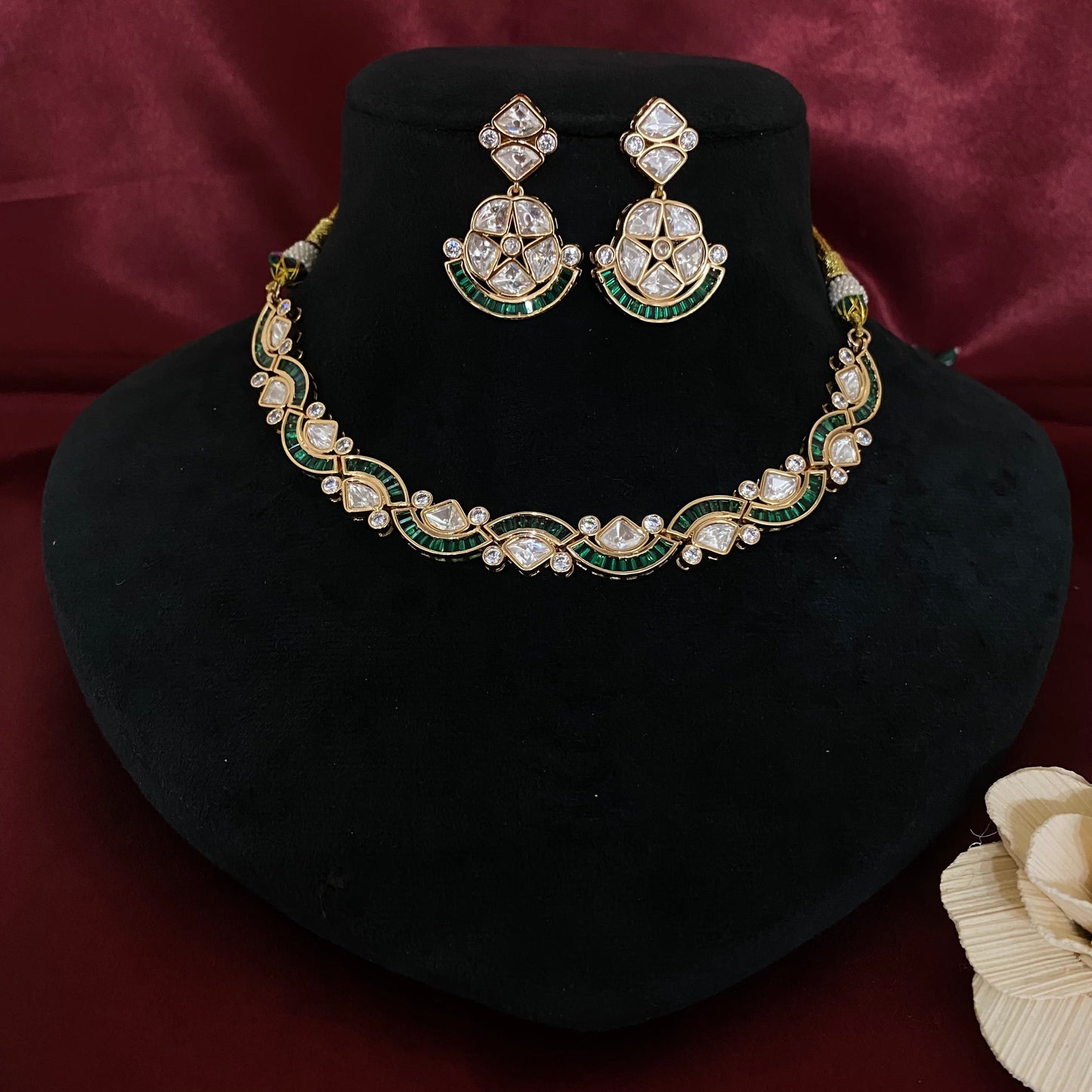 Beautiful Kundan Polki Necklace Set