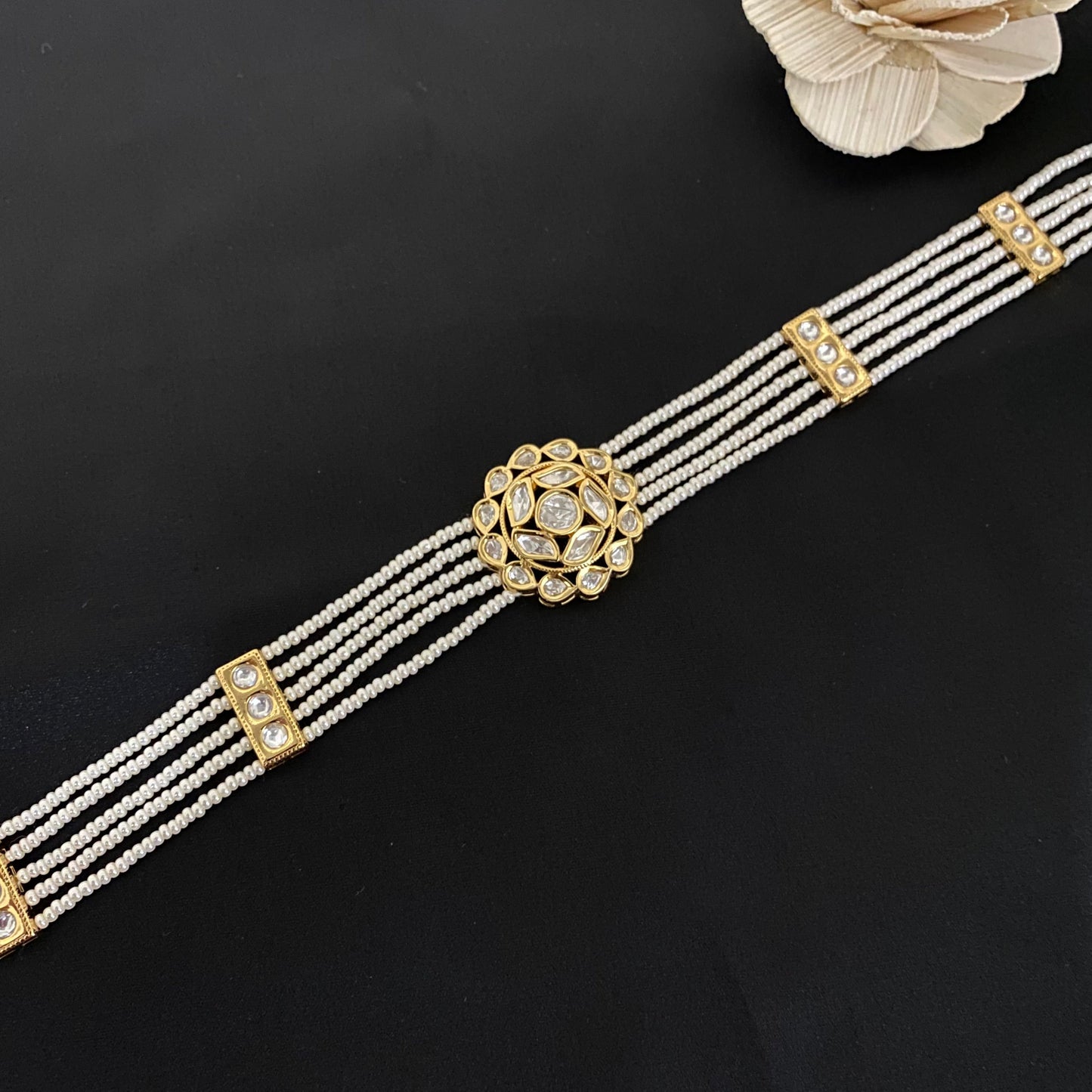 Beautiful Pearl Kundan Shishfool