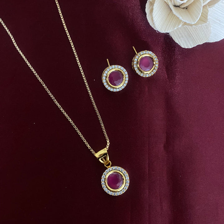 Round Design Kundan polki pendant set