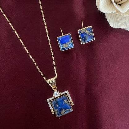 Doublet Stone Kundan polki pendant set