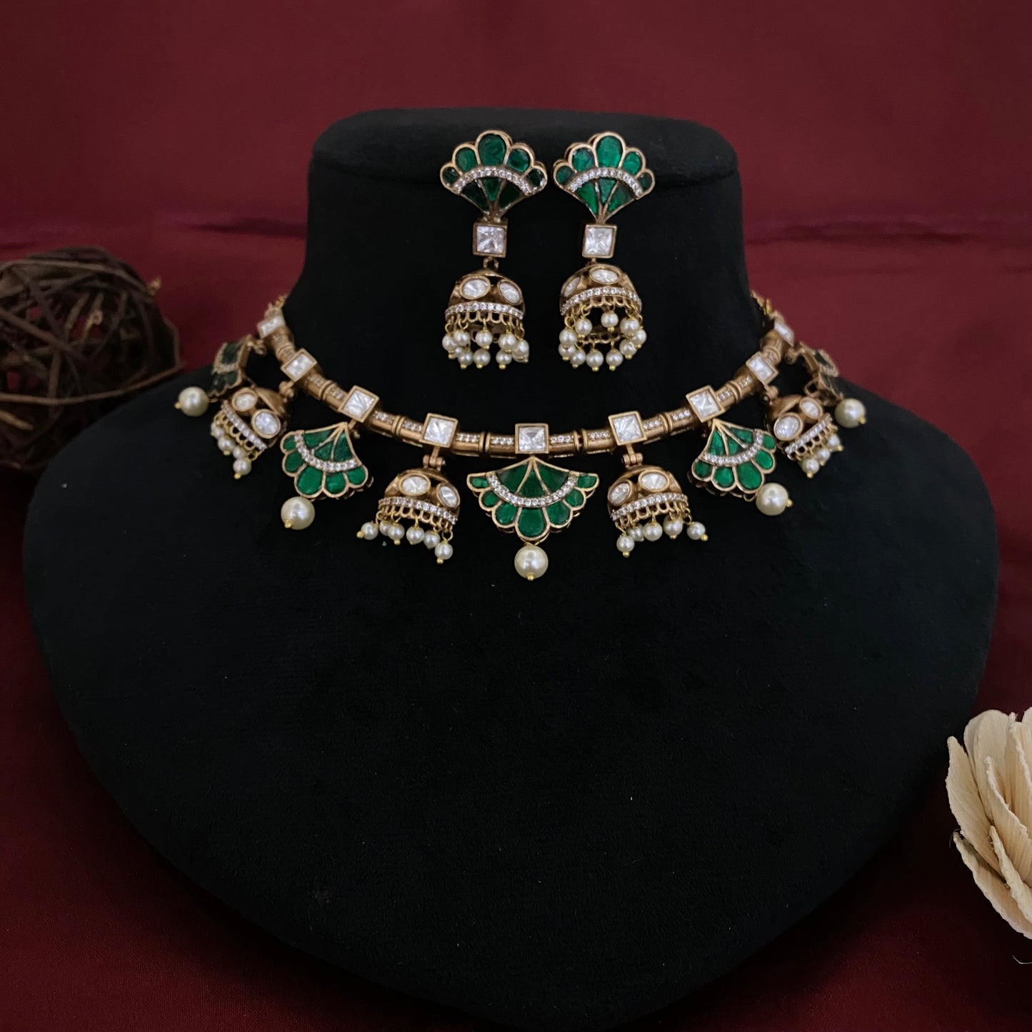 Elegant Kundan Polki Necklace Set