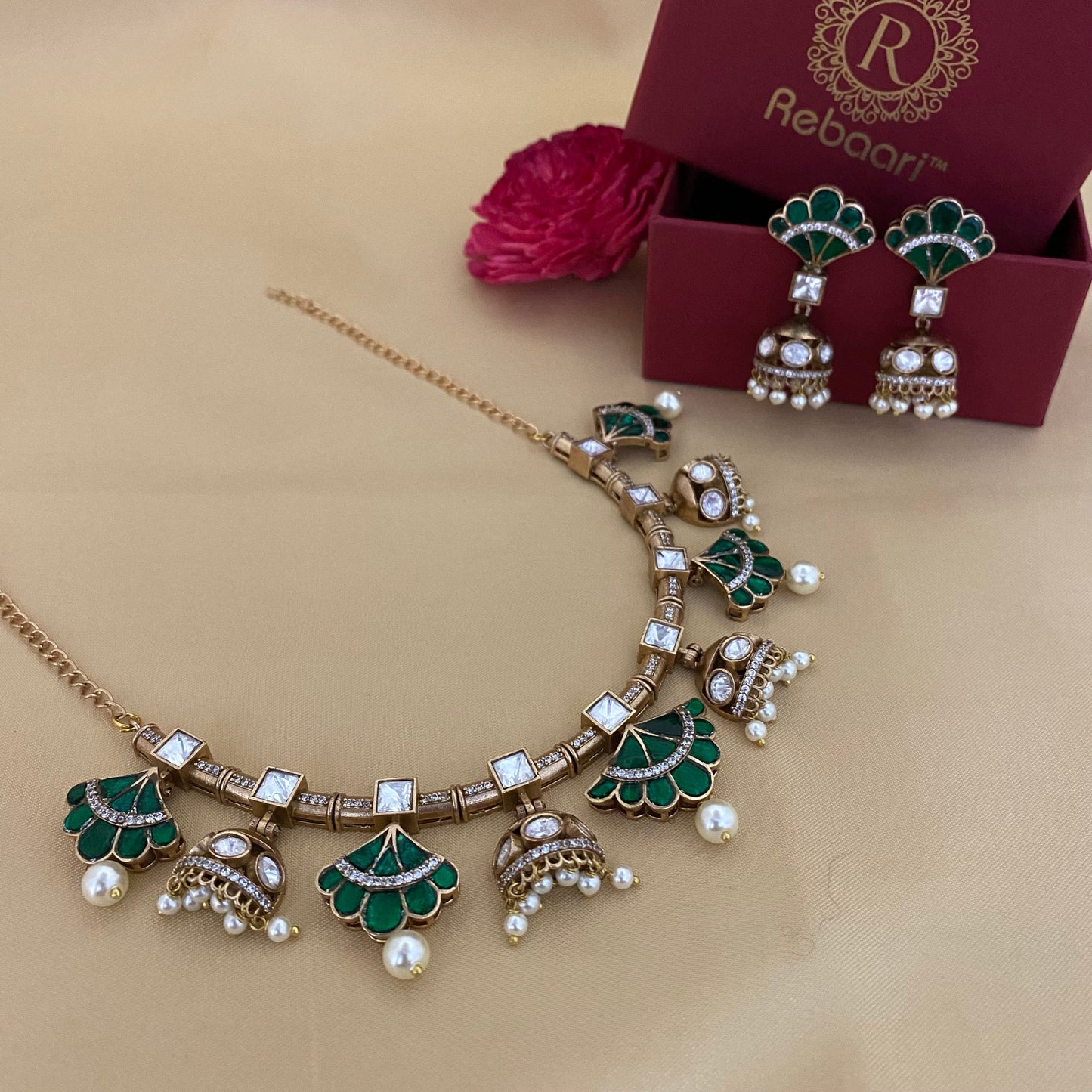 Elegant Kundan Polki Necklace Set
