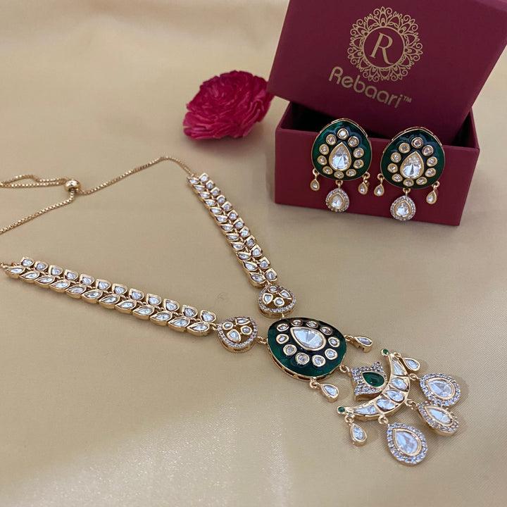 Delicate Kundan Polki Necklace Set