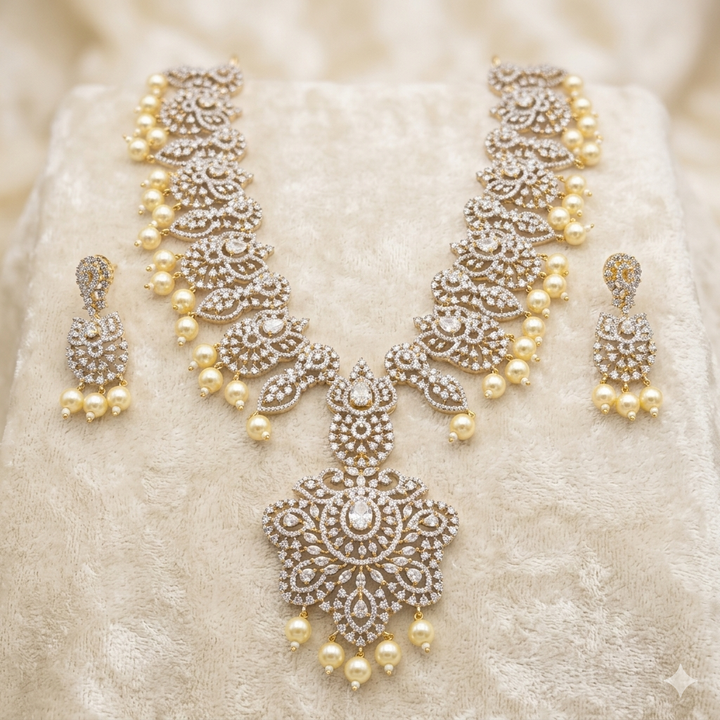 Flower Design Zircon Necklace Set