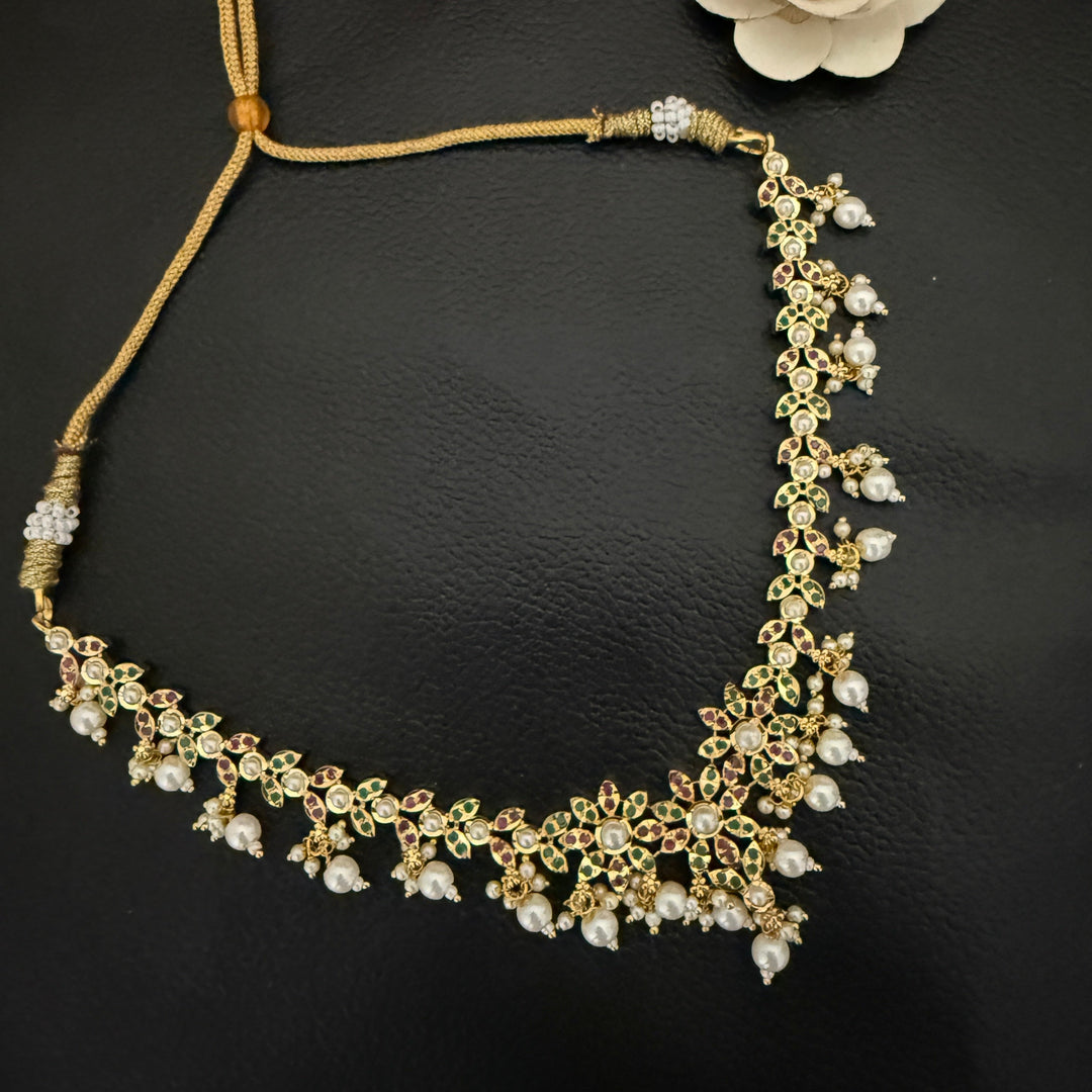 Beautiful Jadau Necklace Set
