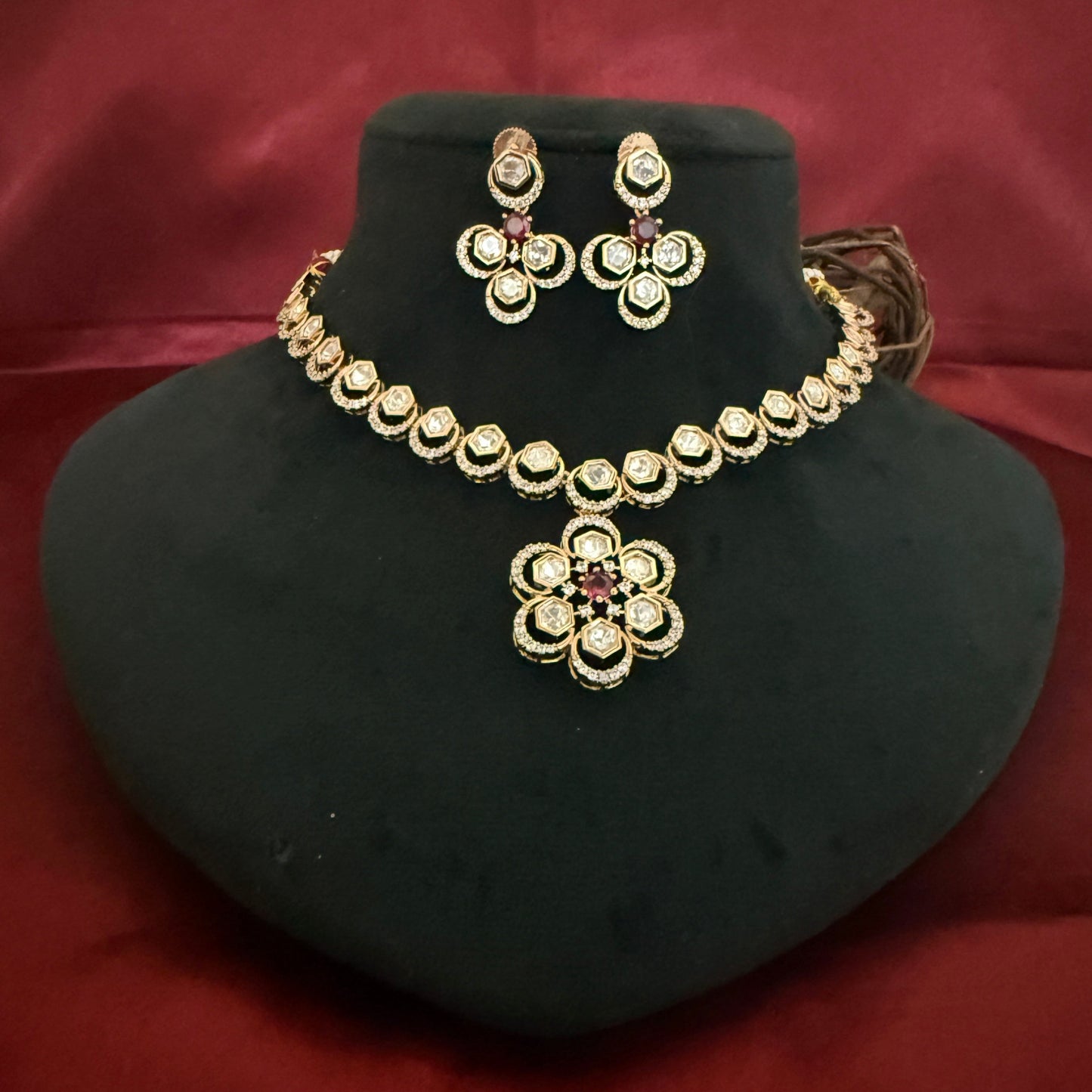 Unique Kundan Polki Necklace Set