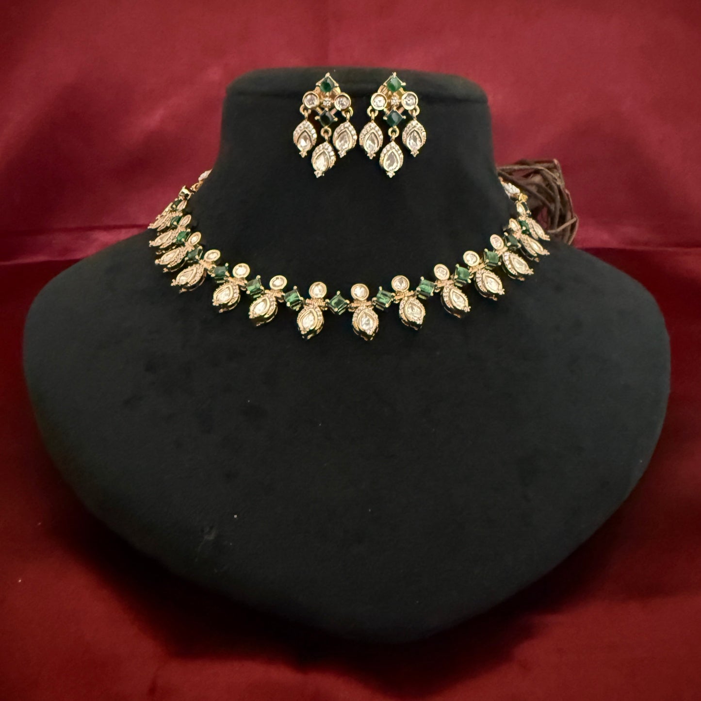 Elegant Kundan Polki Necklace Set