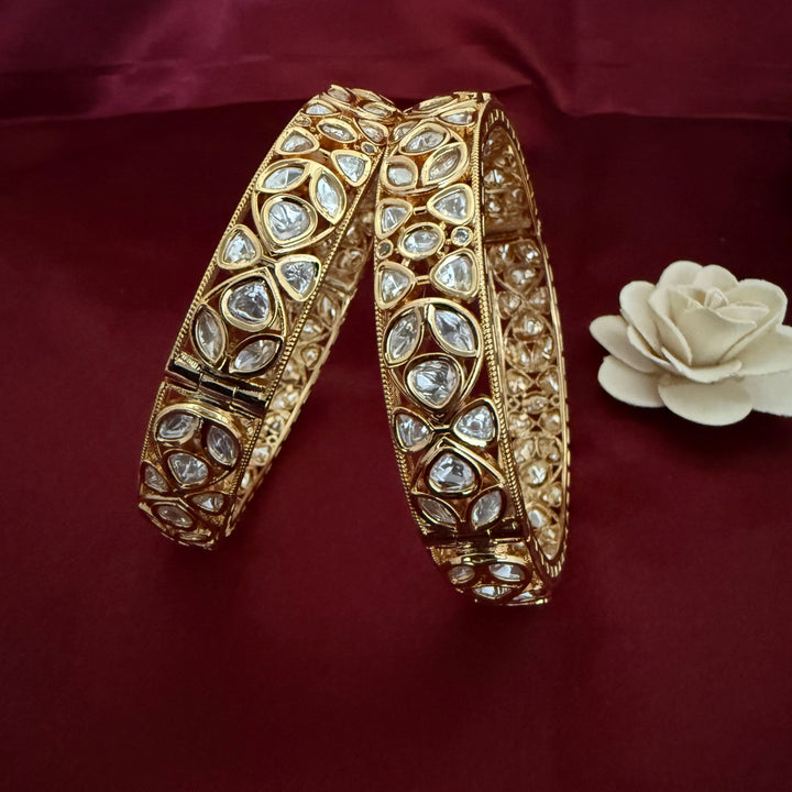 Elegant Kundan Polki Bangle