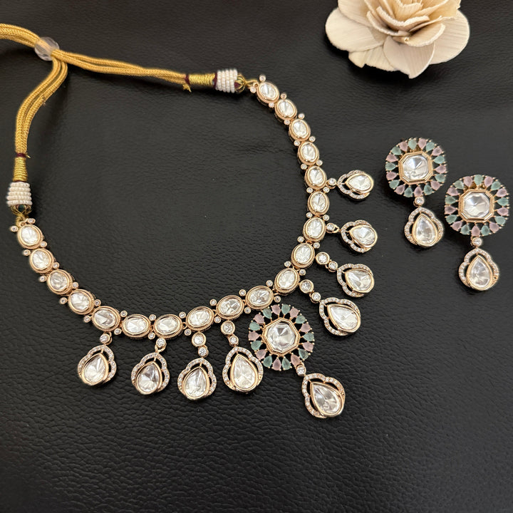 Delicate Kundan Polki Necklace Set