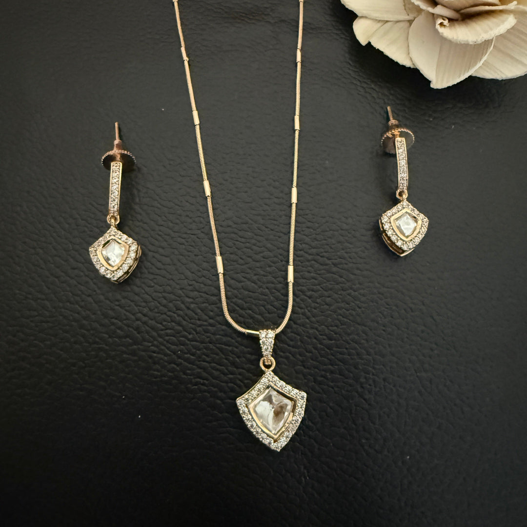 Exclusive Kundan Polki Pendant Set