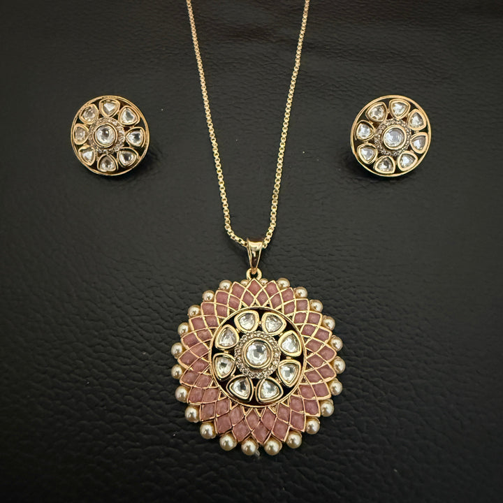 Exclusive Kundan Polki Pendant Set