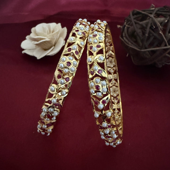 Gold Plated Jadau Bangle